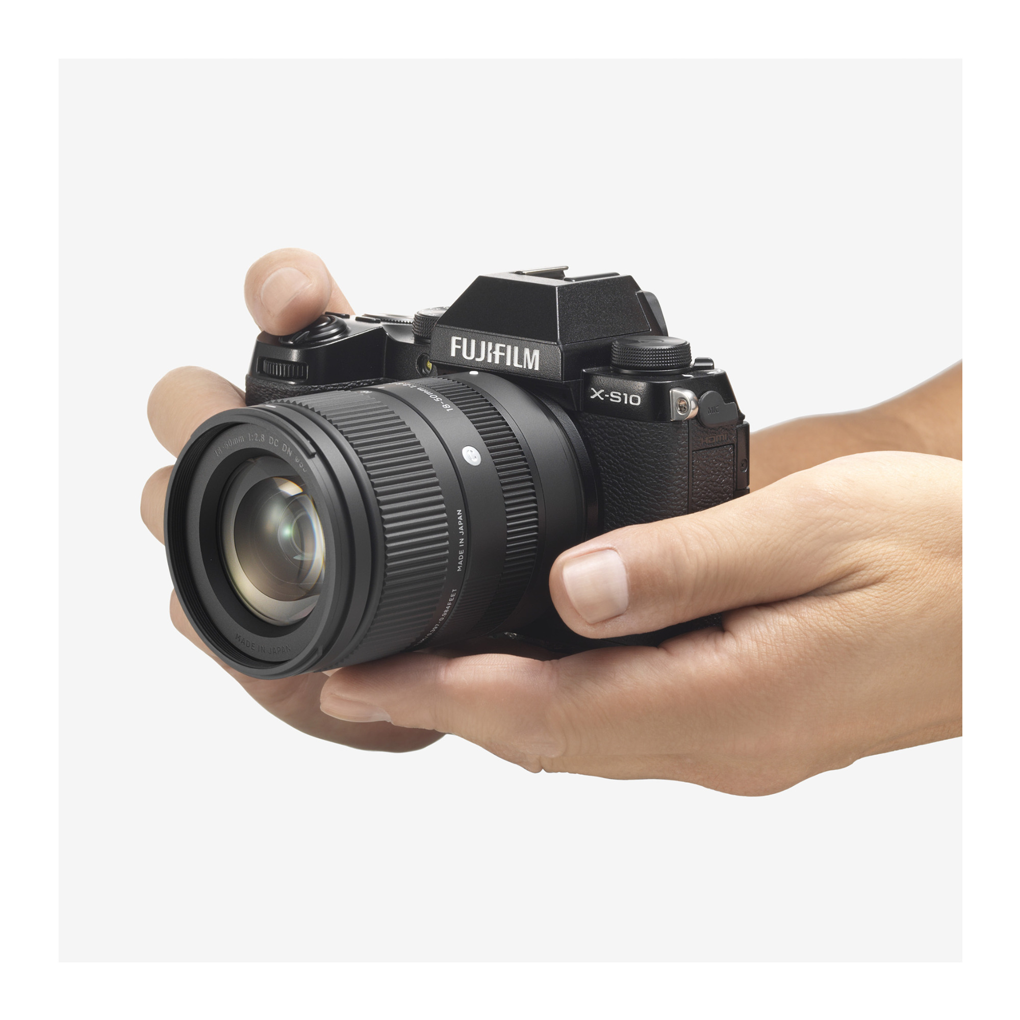 Sigma 18 50mm F2.8 DC DN Contemporary Lens for Fujifilm X Mount